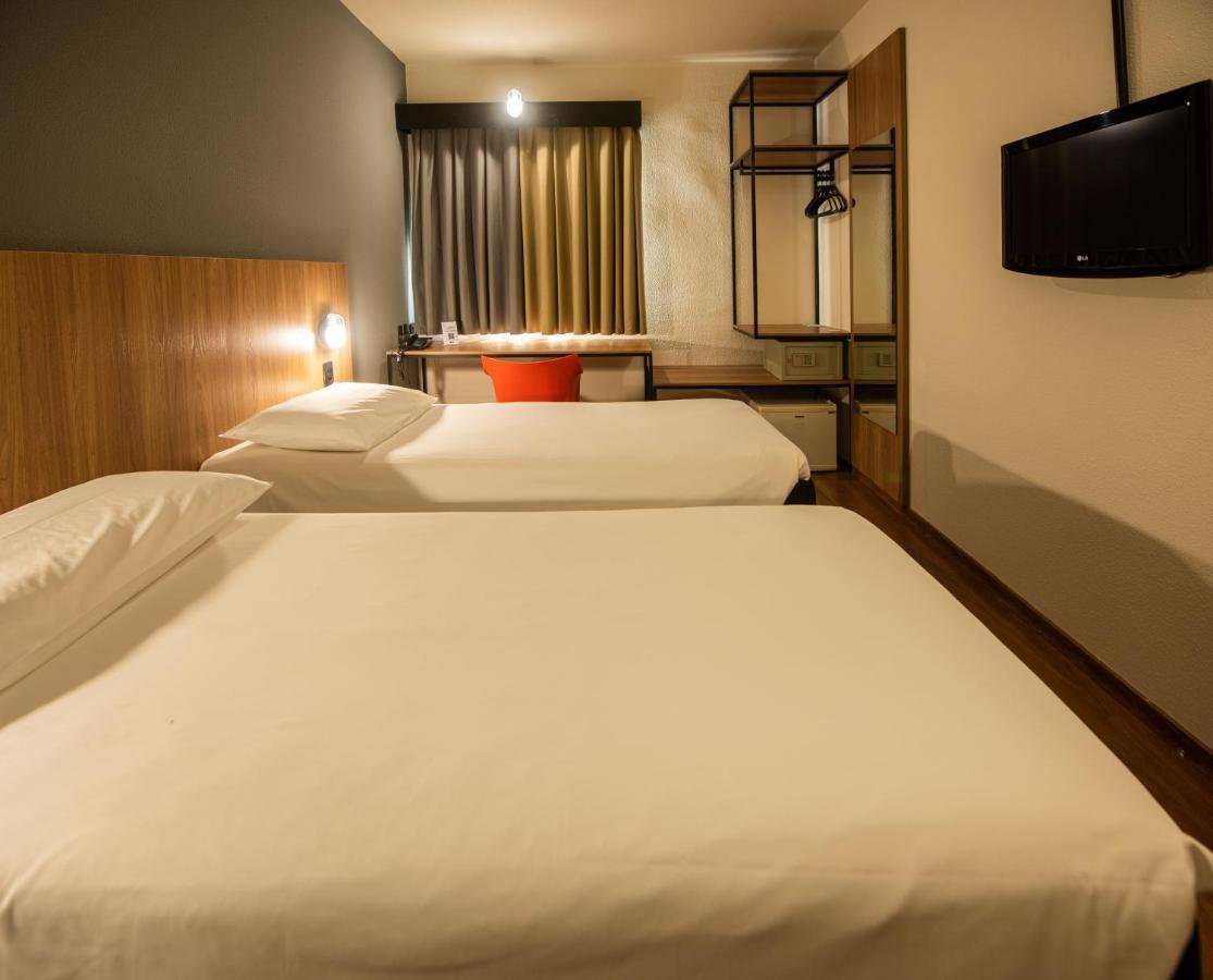 Ibis Betim Hotel Exterior foto